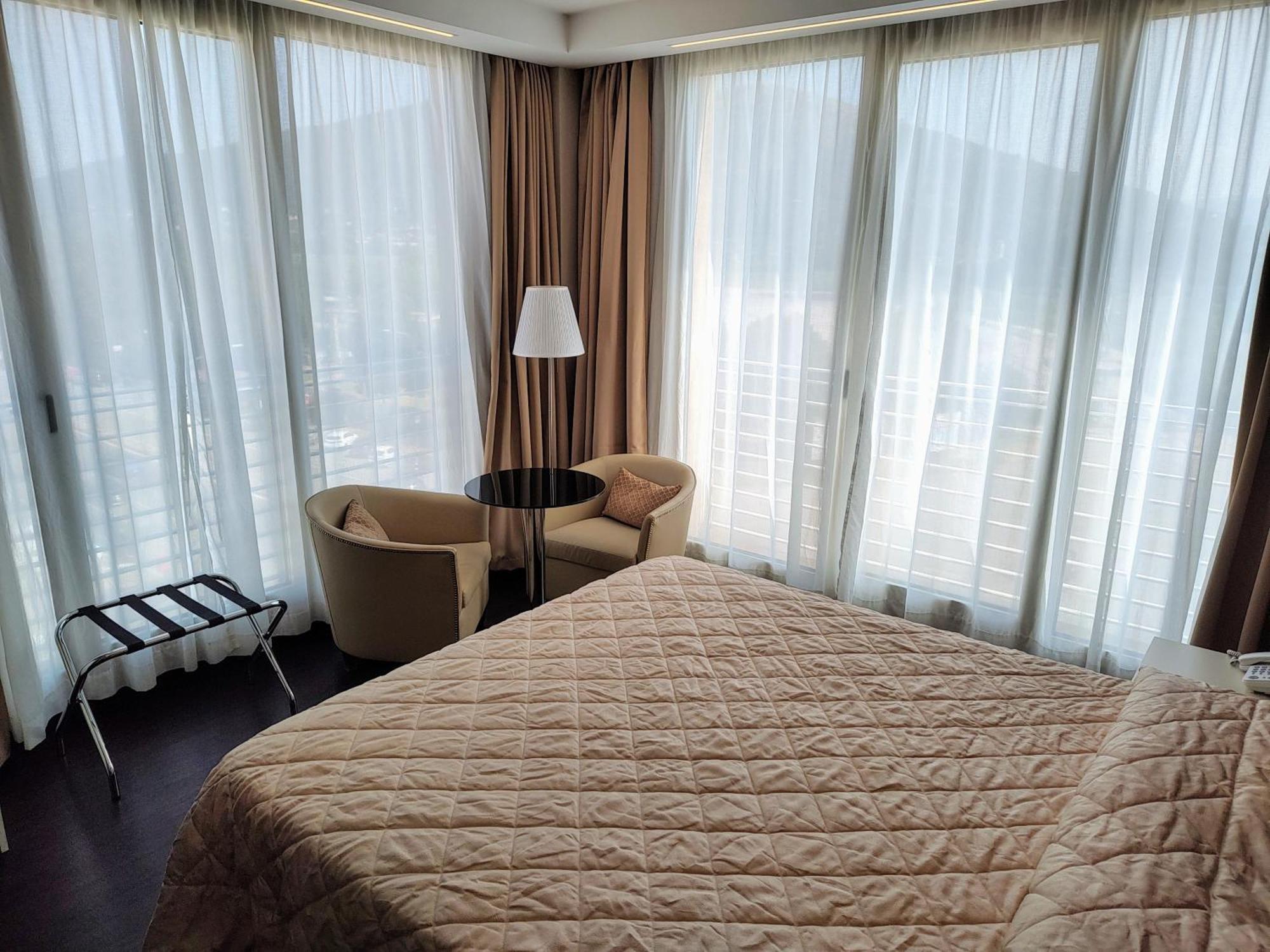 Hotel Datini Prato  Exteriör bild